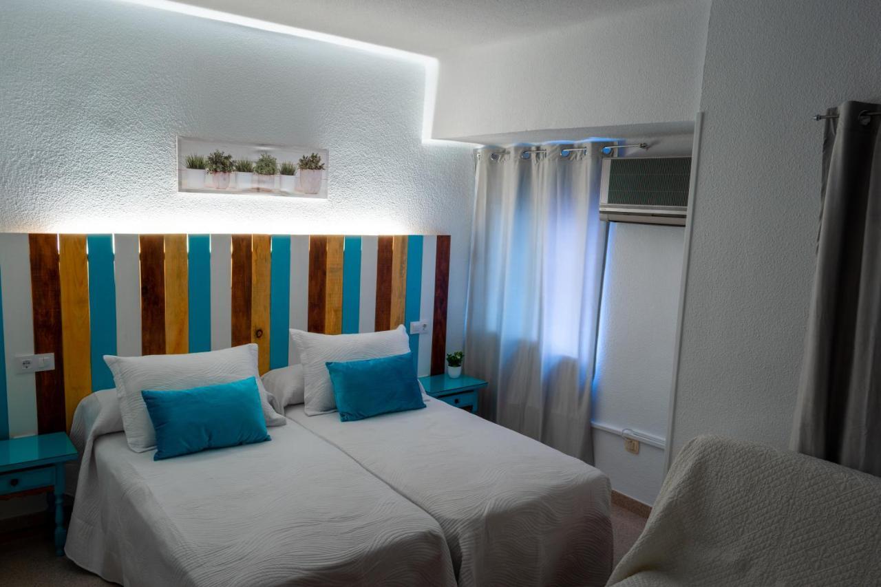 Rincon Extremeno Hotel Plasencia Exterior photo