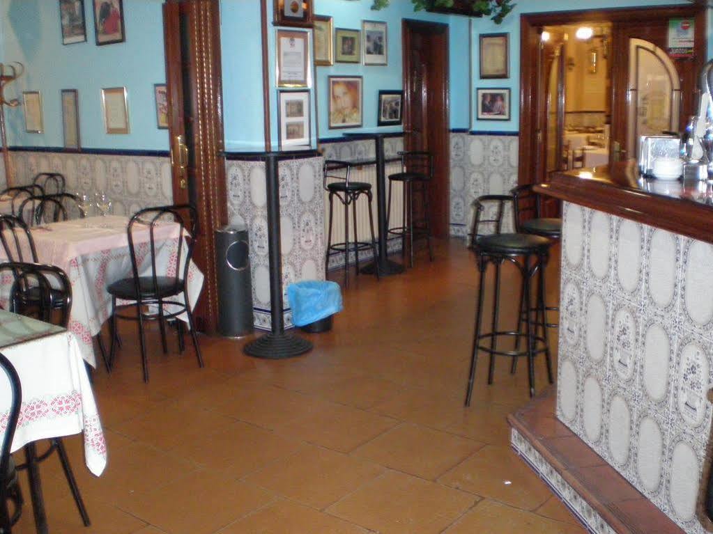 Rincon Extremeno Hotel Plasencia Exterior photo